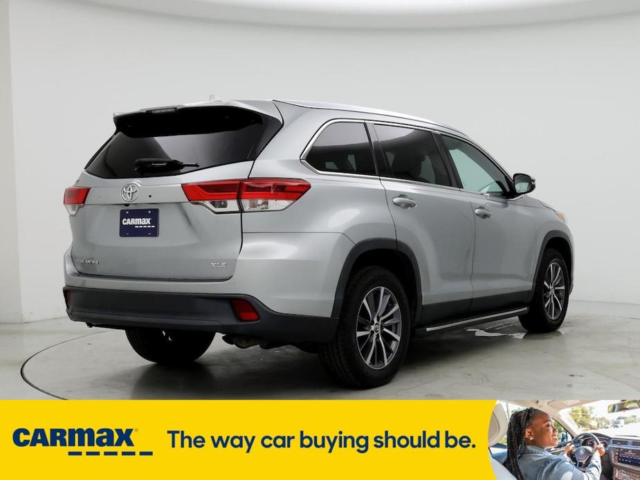 used 2019 Toyota Highlander car, priced at $27,998