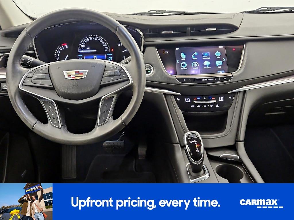 used 2017 Cadillac XT5 car, priced at $20,998