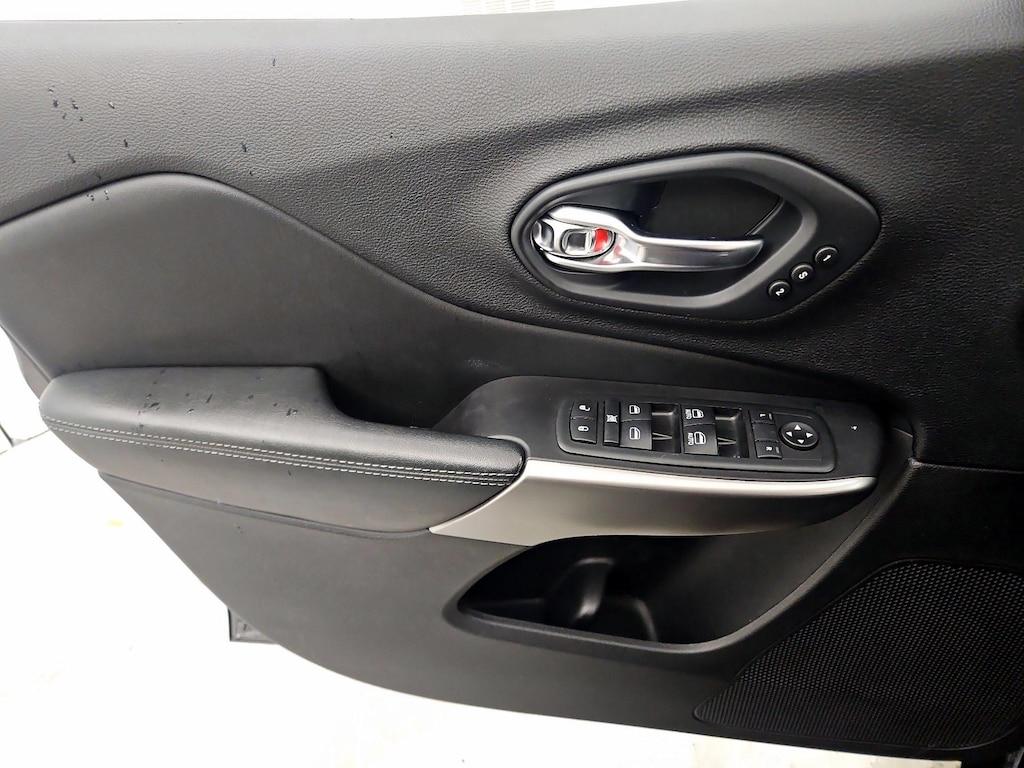 used 2020 Jeep Cherokee car, priced at $21,998