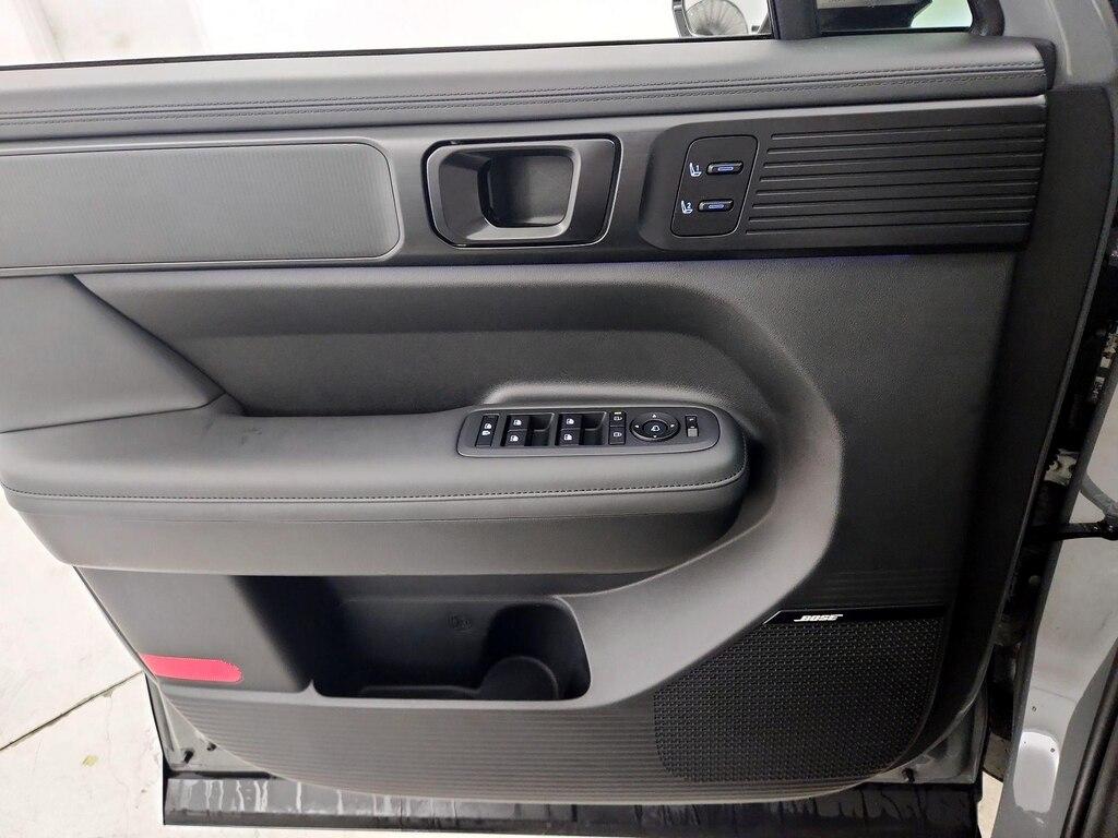 used 2024 Hyundai Santa Fe car, priced at $42,998