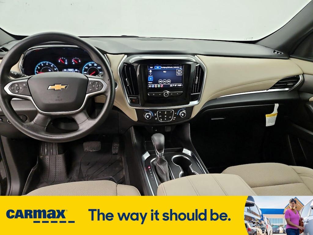 used 2023 Chevrolet Traverse car, priced at $26,998