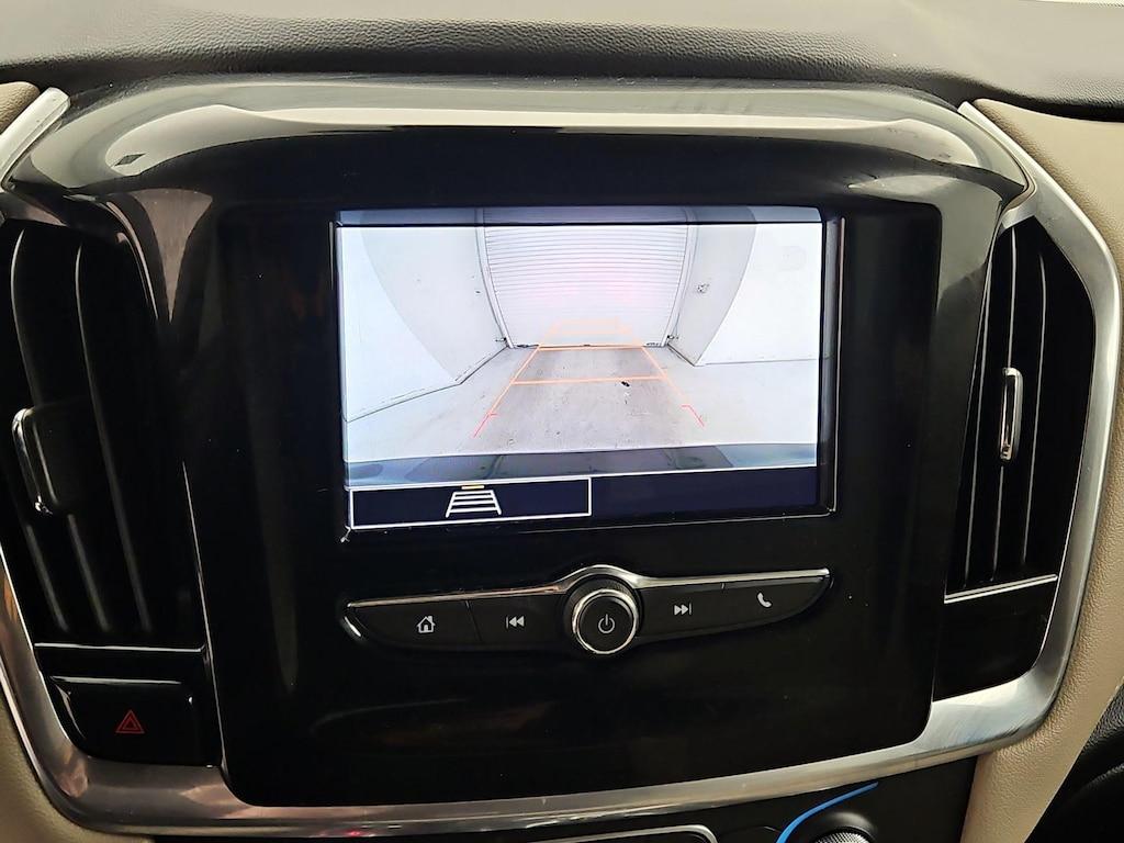 used 2023 Chevrolet Traverse car, priced at $26,998