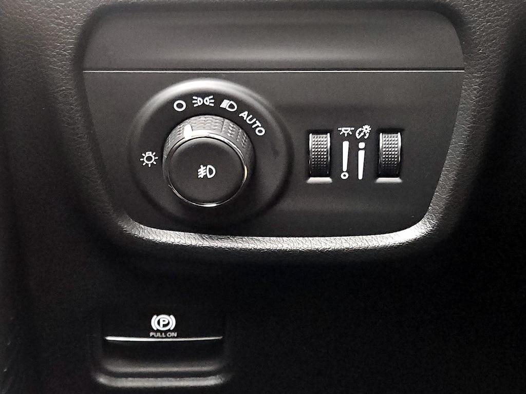 used 2024 Jeep Grand Cherokee car, priced at $52,998