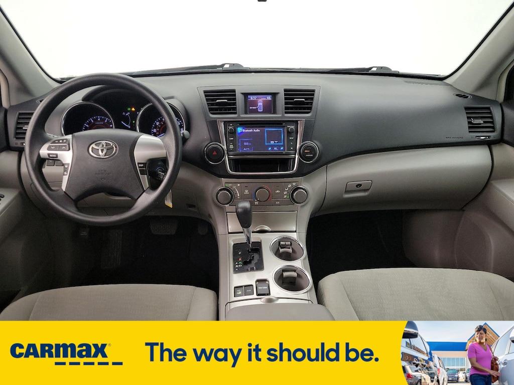 used 2013 Toyota Highlander car, priced at $21,998