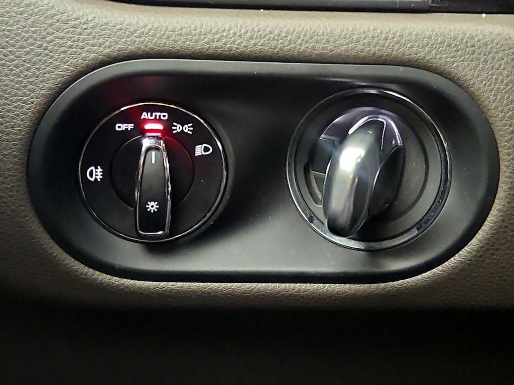 used 2022 Porsche Macan car, priced at $42,998
