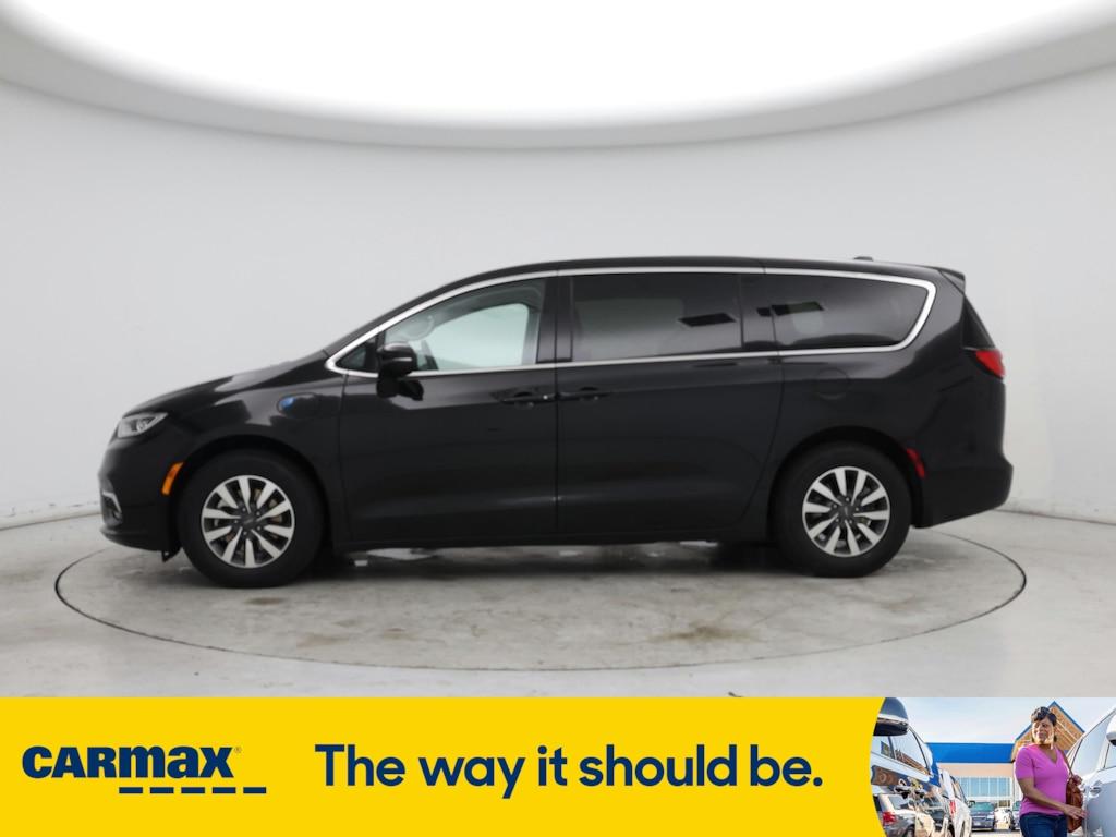used 2023 Chrysler Pacifica Hybrid car, priced at $29,998