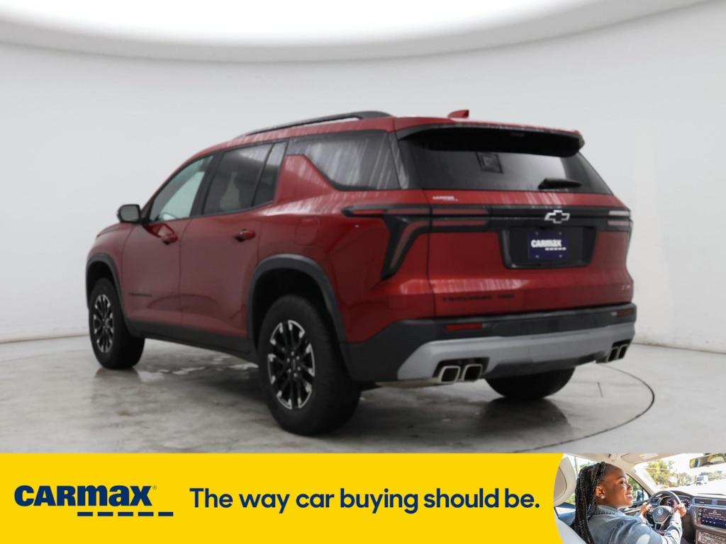 used 2024 Chevrolet Traverse car, priced at $50,998