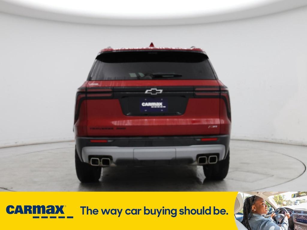used 2024 Chevrolet Traverse car, priced at $50,998