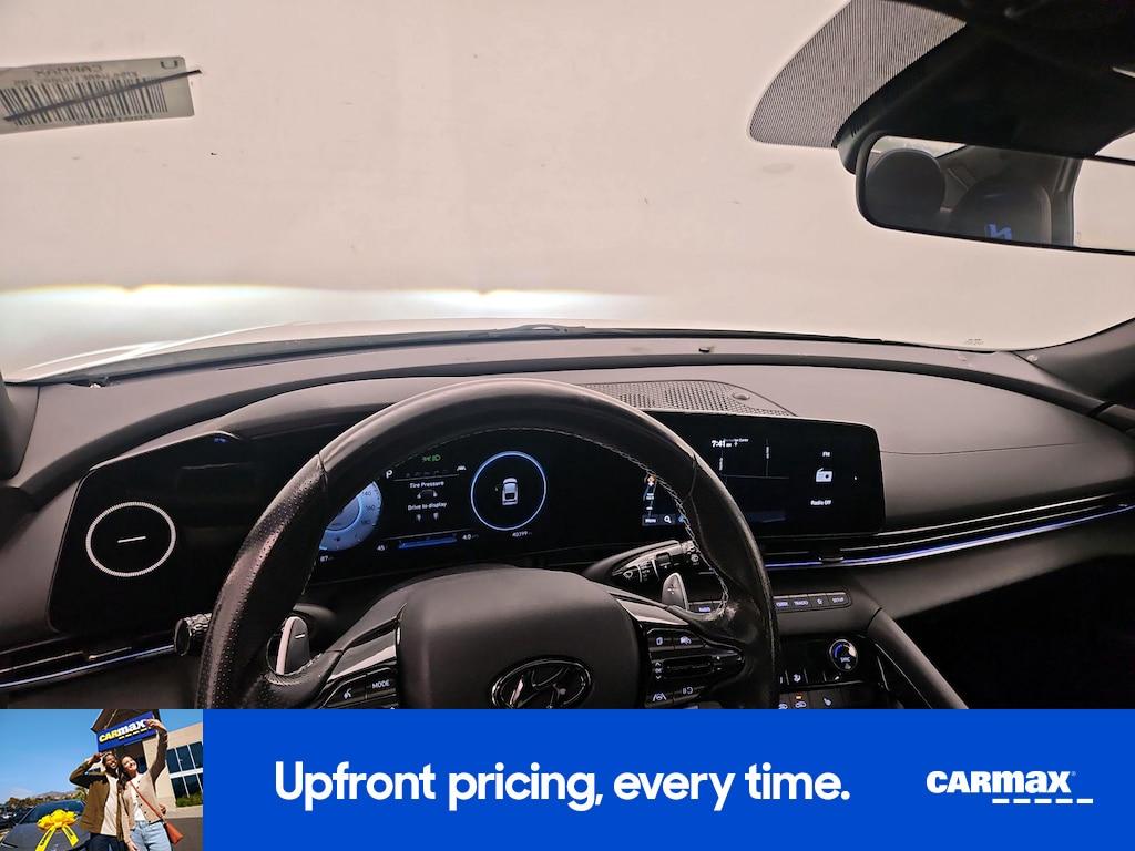 used 2022 Hyundai Elantra car, priced at $26,998