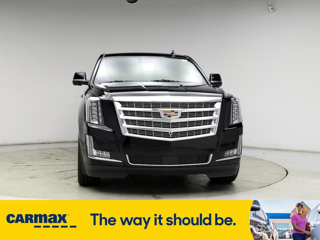 used 2019 Cadillac Escalade car, priced at $43,998