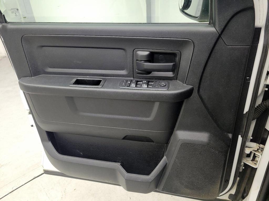 used 2020 Ram 1500 Classic car, priced at $22,998