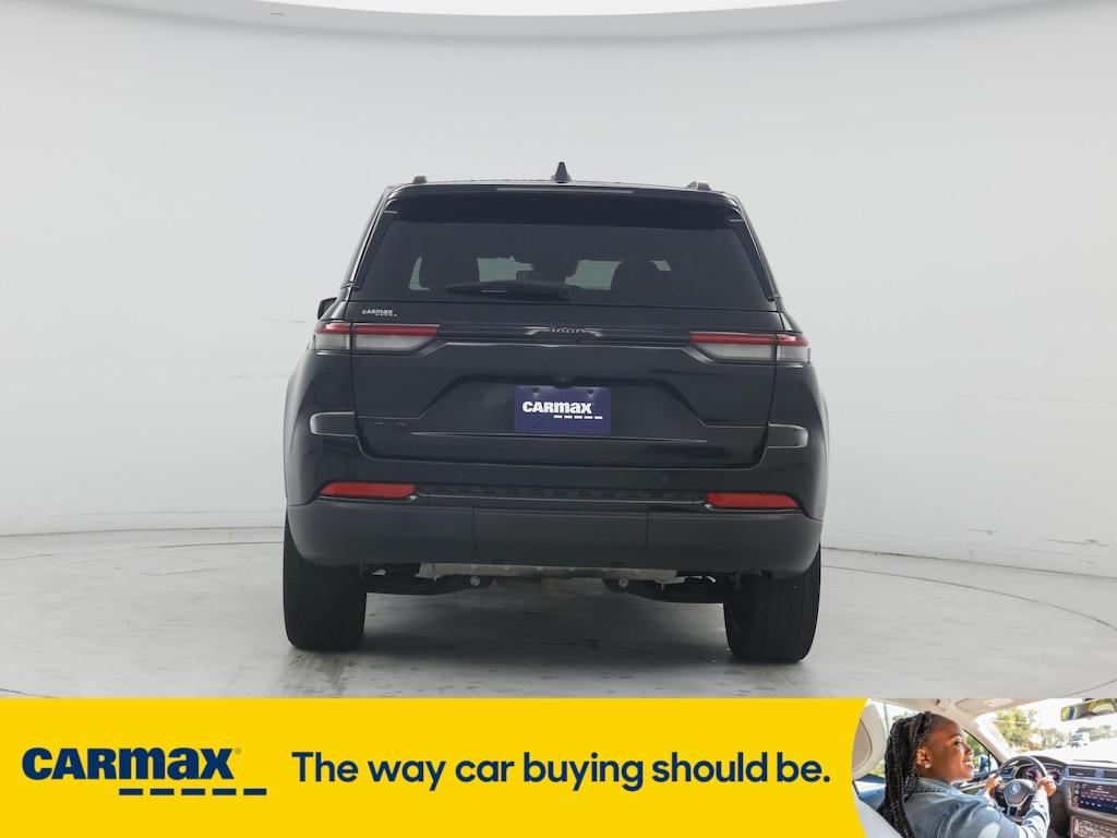 used 2023 Jeep Grand Cherokee car, priced at $34,998