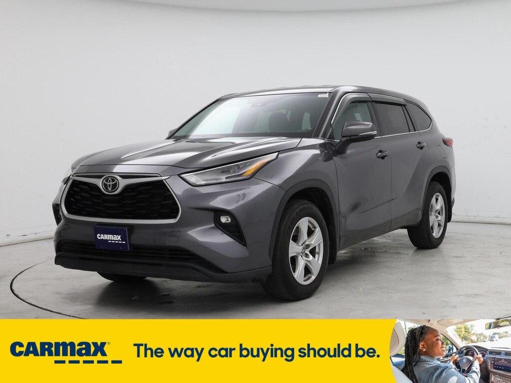 used 2022 Toyota Highlander car, priced at $29,998
