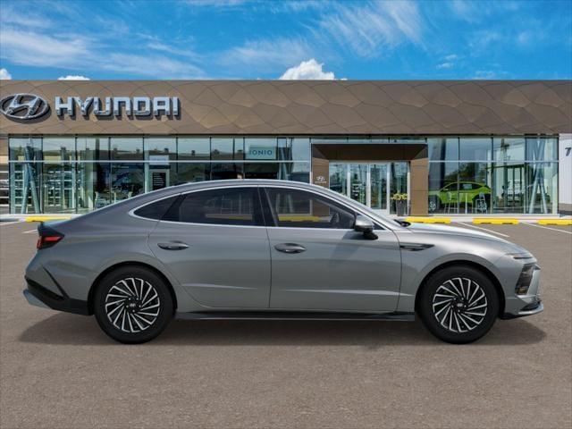 new 2025 Hyundai Sonata Hybrid car, priced at $39,485