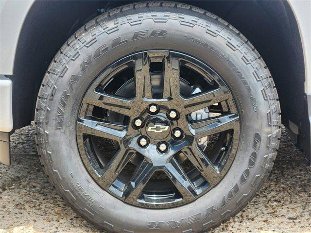 new 2025 Chevrolet Silverado 1500 car, priced at $41,425