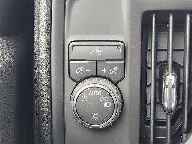 new 2025 Chevrolet Silverado 1500 car, priced at $41,425