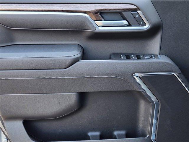 new 2025 Chevrolet Silverado 1500 car, priced at $46,210