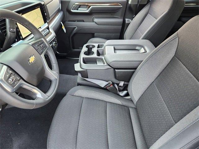 new 2025 Chevrolet Silverado 1500 car, priced at $46,210