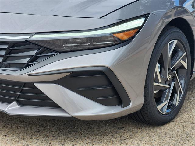 new 2025 Hyundai Elantra car, priced at $25,070