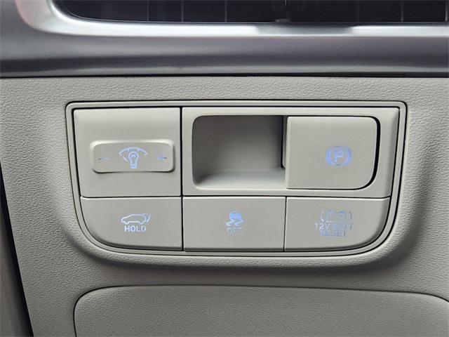 new 2025 Hyundai TUCSON Hybrid car, priced at $38,365