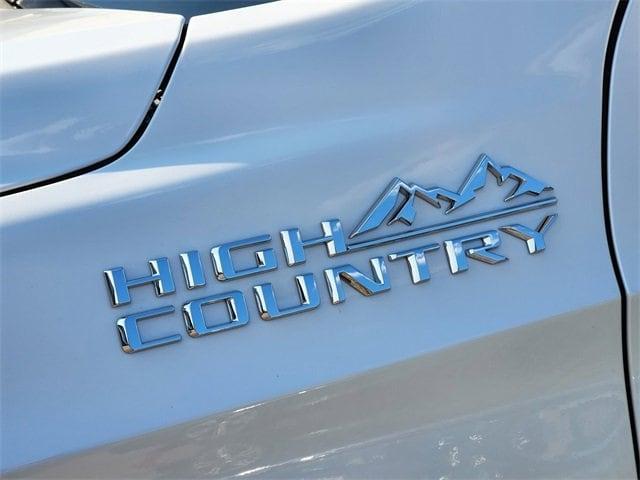 new 2025 Chevrolet Suburban car, priced at $79,891