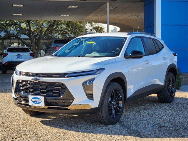 new 2025 Chevrolet Trax car