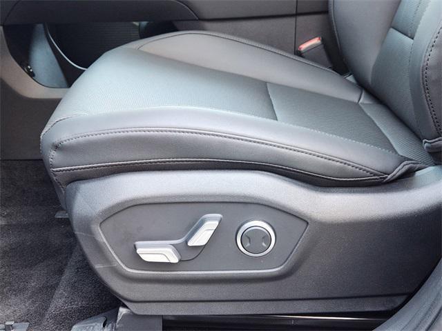 new 2025 Hyundai Santa Fe car, priced at $38,730