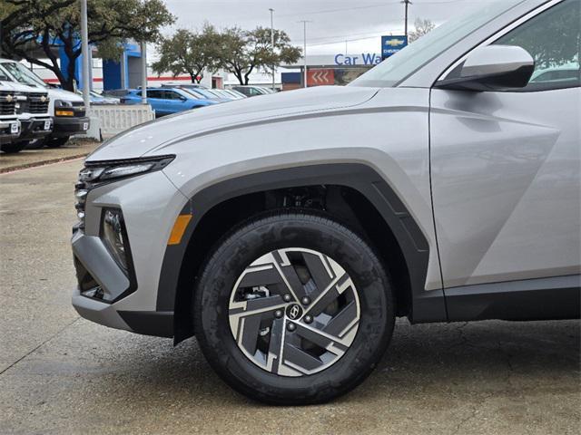 new 2025 Hyundai TUCSON Hybrid car, priced at $34,245