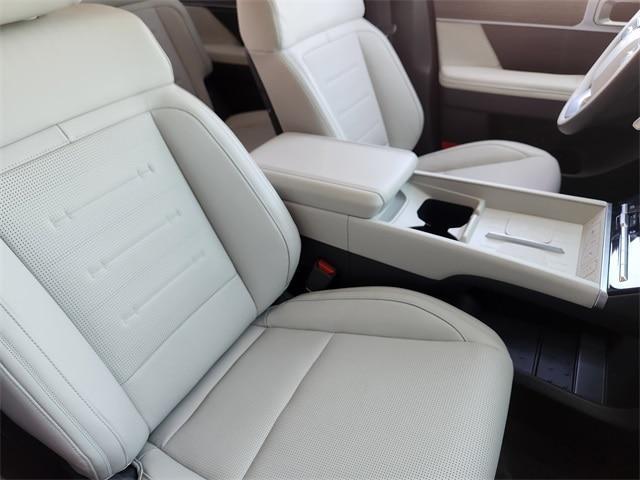 used 2025 Hyundai Santa Fe car, priced at $43,991