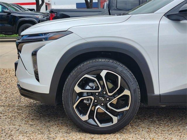new 2025 Chevrolet Trax car, priced at $26,335