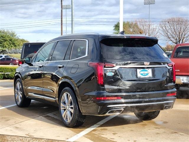 used 2022 Cadillac XT6 car, priced at $32,991