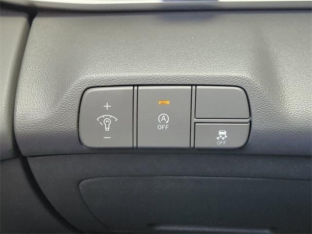 used 2025 Hyundai Elantra car, priced at $20,091