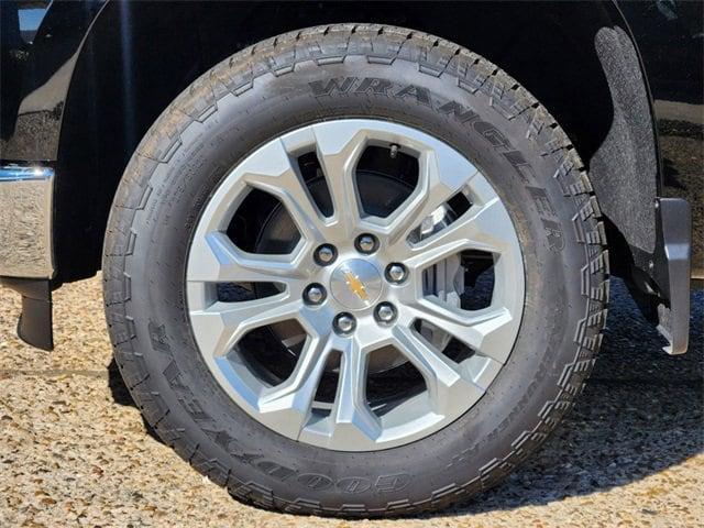 new 2025 Chevrolet Silverado 1500 car, priced at $61,615