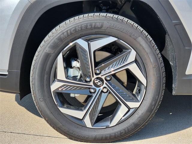 used 2024 Hyundai TUCSON Hybrid car, priced at $30,991