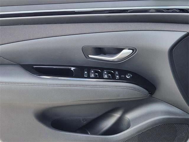 used 2024 Hyundai TUCSON Hybrid car, priced at $30,991