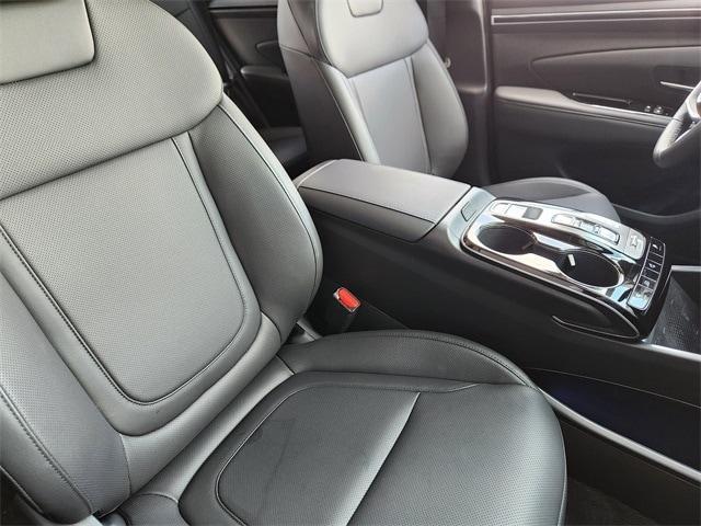 used 2024 Hyundai TUCSON Hybrid car, priced at $30,991