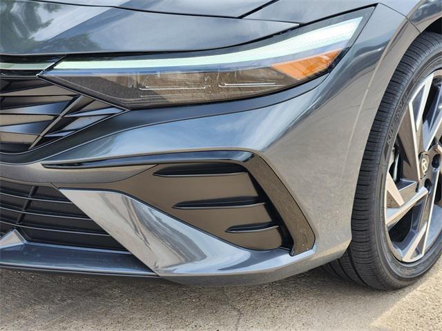 new 2025 Hyundai Elantra car, priced at $28,195