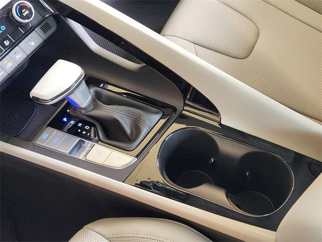 new 2025 Hyundai Elantra car, priced at $28,195