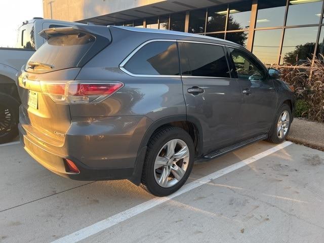 used 2015 Toyota Highlander car, priced at $21,591