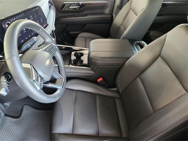 new 2025 Chevrolet Suburban car, priced at $64,952