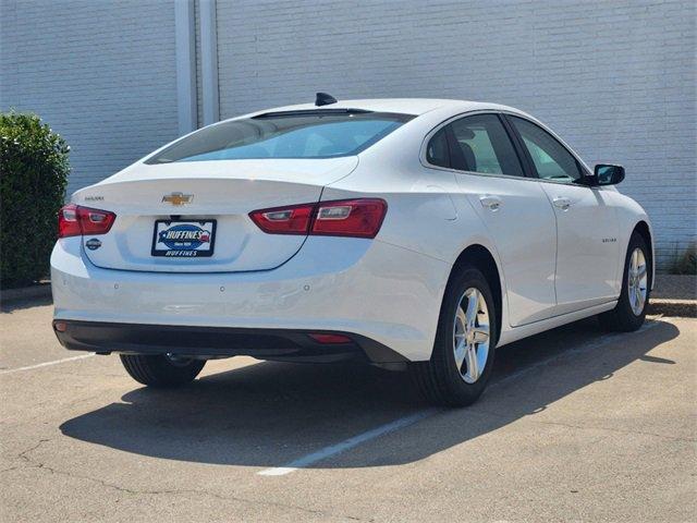 new 2025 Chevrolet Malibu car