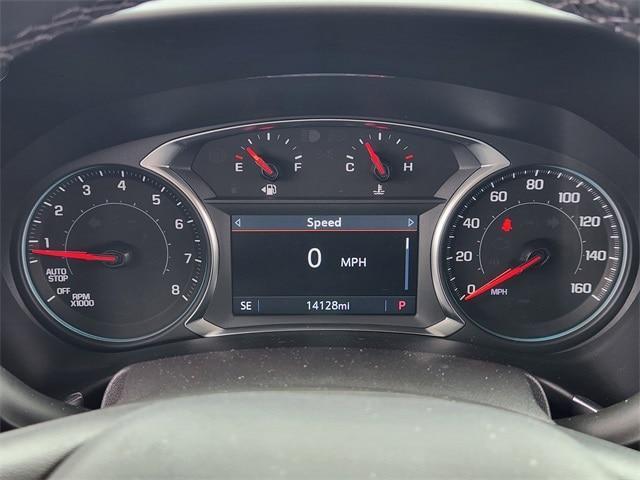 used 2024 Chevrolet Equinox car, priced at $26,991