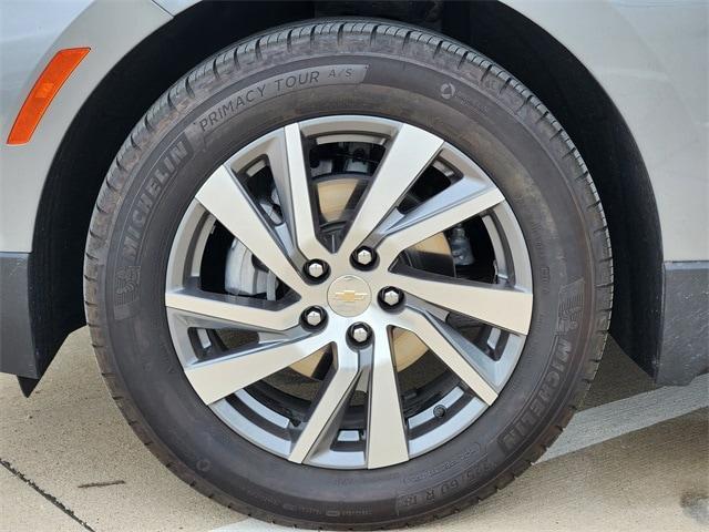 used 2024 Chevrolet Equinox car, priced at $26,991