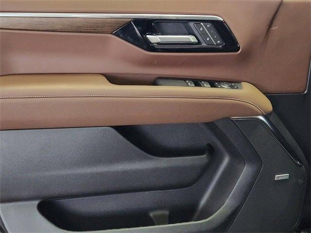 new 2025 Chevrolet Suburban car, priced at $86,408