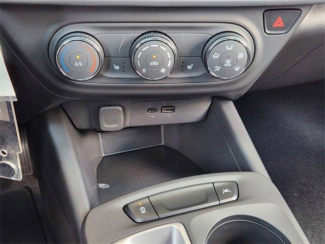 new 2025 Chevrolet Trax car, priced at $24,335