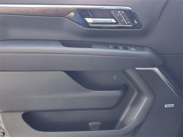 new 2025 Chevrolet Suburban car, priced at $86,970