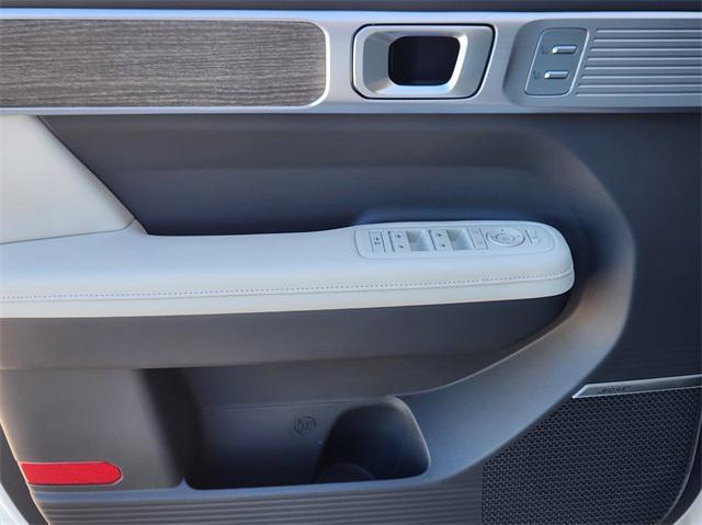 new 2025 Hyundai SANTA FE HEV car, priced at $52,364