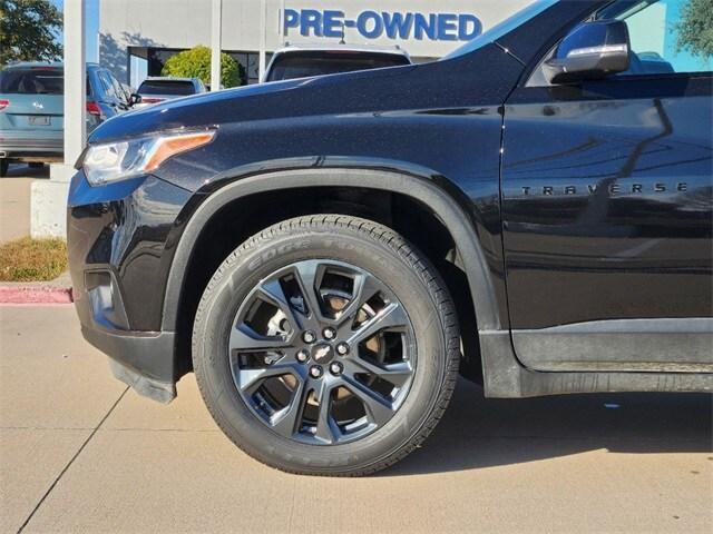 used 2021 Chevrolet Traverse car, priced at $26,191