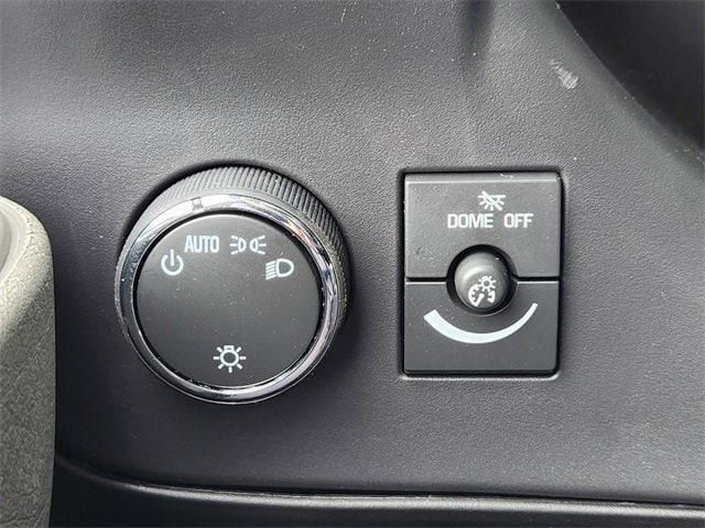 new 2025 Chevrolet Express 3500 car