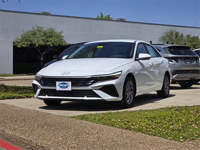 new 2025 Hyundai ELANTRA HEV car